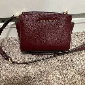 Michael Kors Crossbody
